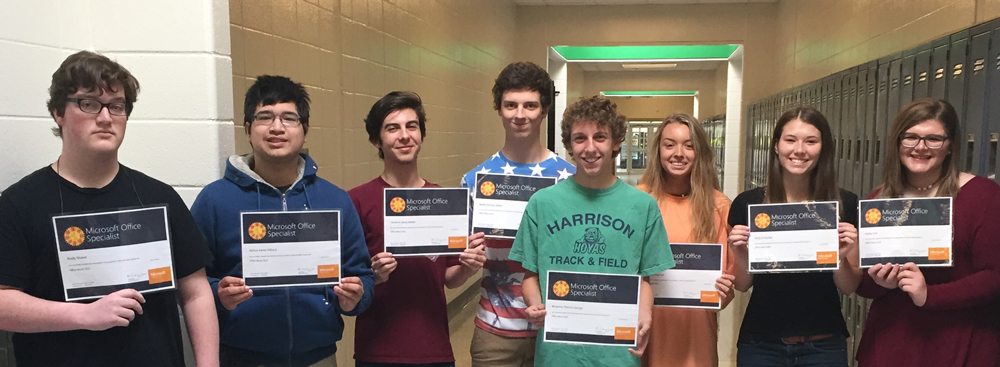 CTAE students pose with certificates