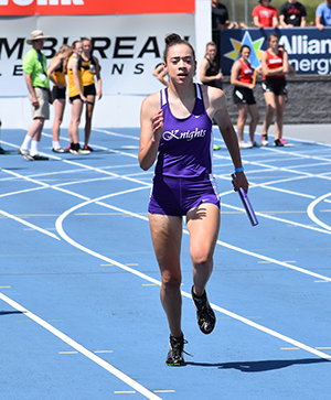 Lexus Crist running the distance medley
