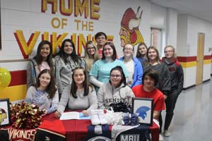 Makensie Rawlins with a group
