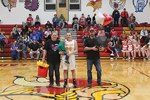 Liz Morris and parents